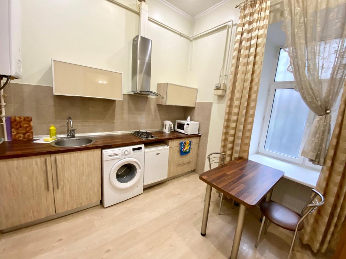 Old Town Apartments Lanzheron Beach Odessa Esterno foto