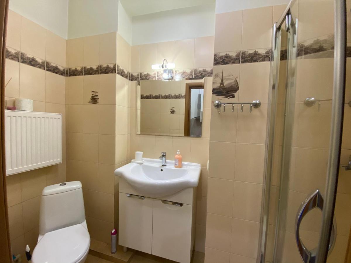 Old Town Apartments Lanzheron Beach Odessa Esterno foto